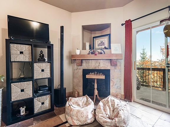 5th image of 5519 N Lillehammer Ln #1211