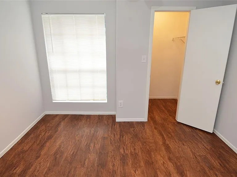 8625 Mallard Reserve Dr #201 — Photo 25