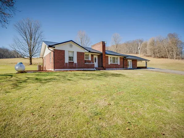 4041 Swords Creek Rd, Swords Creek, VA 24649