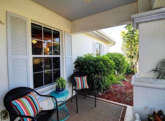 5th image of 1138 NE Juanita Pl