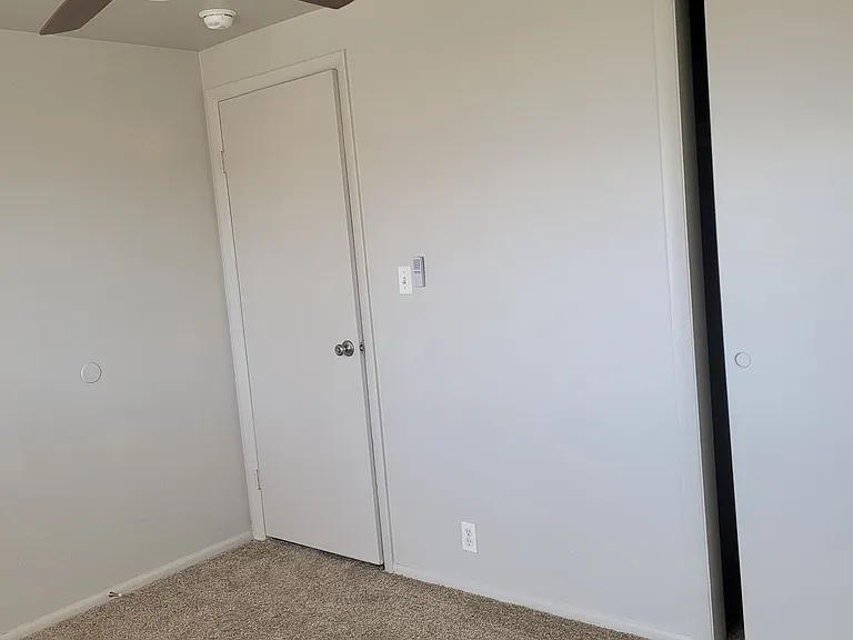 Jordanaire Apartments — Photo 19