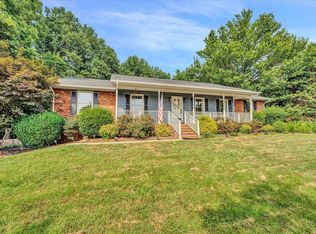5914 Landview Dr, Roanoke, VA 24018