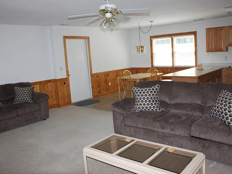 Horseshoe Rd — Photo 2