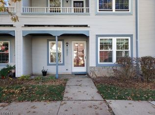 2909 Packer Ct, Bridgewater, NJ 08807