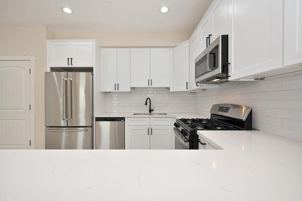 2985 San Jose Way, Sacramento, CA - View 5