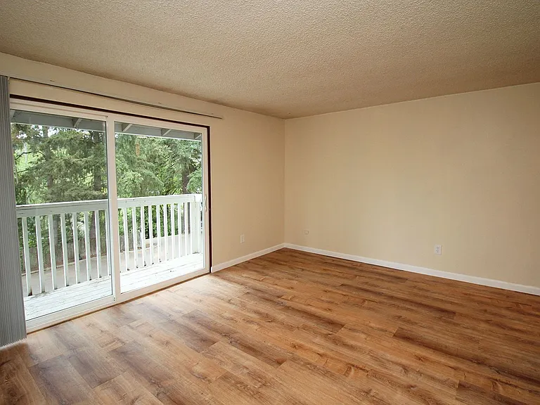 Raleigh Heights — Photo 4