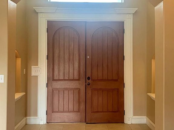 2nd image of 2264 Concord Pl