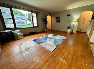210 Rhey St, Waterloo, IA 50703