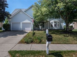 2224 Rosina Dr, Miamisburg, OH 45342