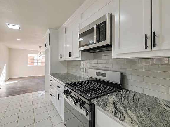 4th image of 7417 NW 7th St