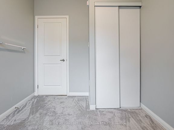 4th image of 80 Aspen Springs Dr #127