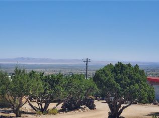 400 Mesquite Rd, Pinon Hills, CA 92372