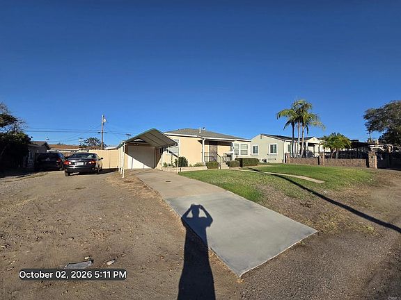 3rd image of 1741 Colfax Dr