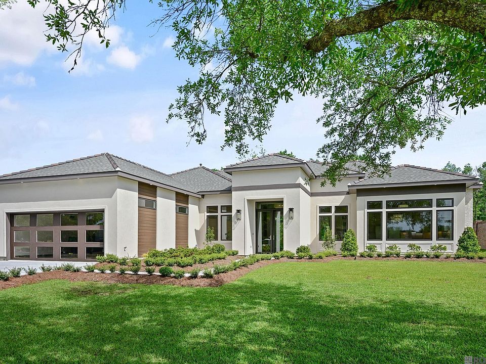 1st image of 40128 River Winds Ct