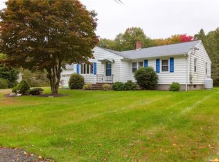 55 Peeptoad Rd, Scituate, RI 02857