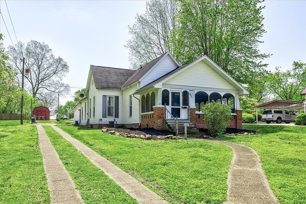227 N Mart St, KY 42437 Zillow