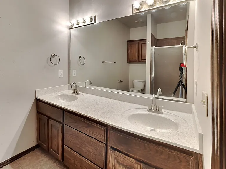 1720 W Palm Pl — Photo 14