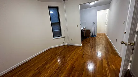 Rented by HOLTON REAL ESTATE INC.