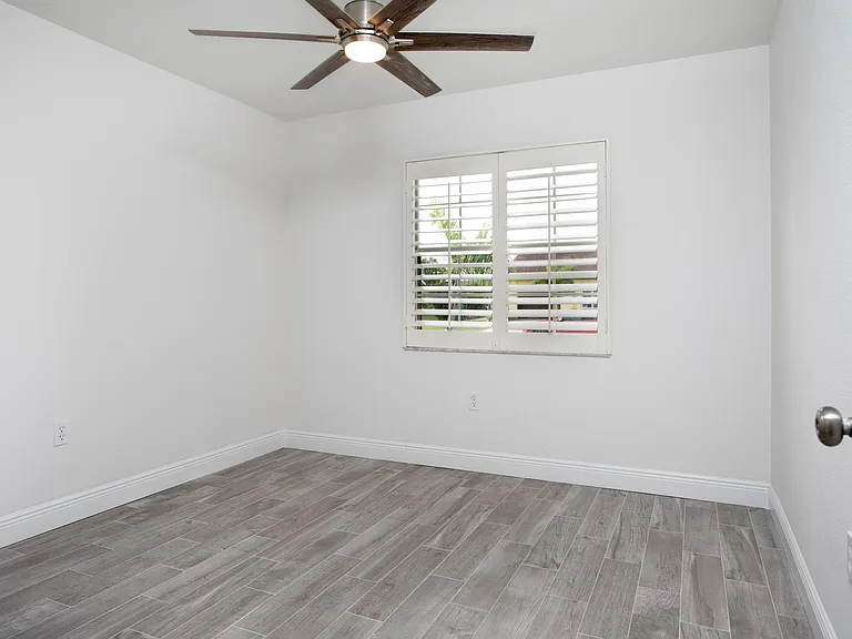 13272 Ebony Ave — Photo 21