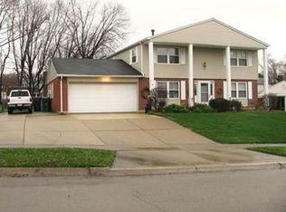6428 Highbury Rd, Huber Heights, OH 45424