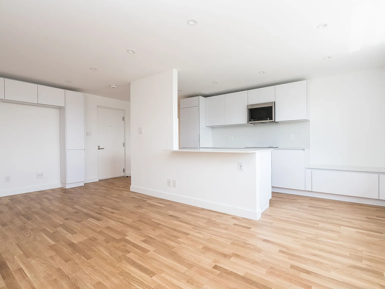 55 Eccleston Drive — Photo 4