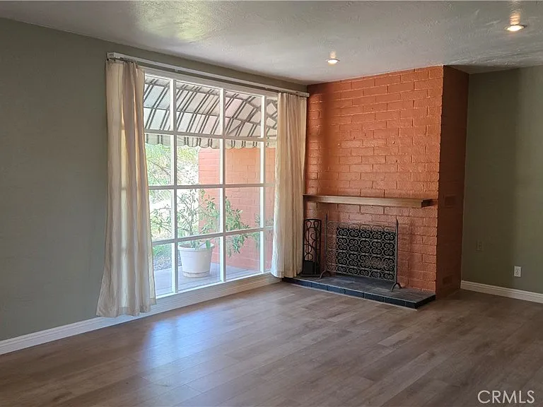 422 Bond St #1 — Photo 4