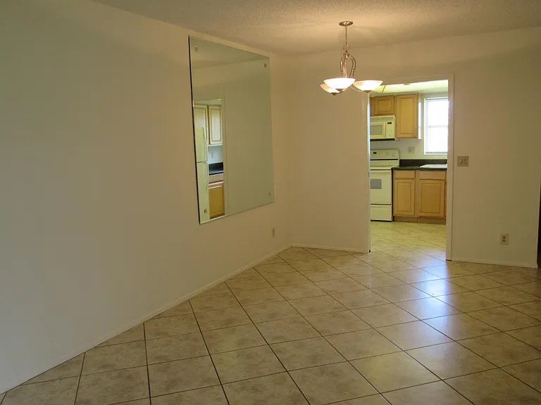 2679 Emory Dr E #F — Photo 5