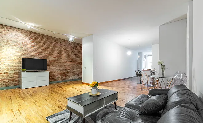 Rented by Highline Residential | media 48