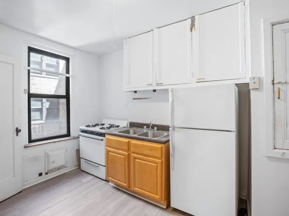 105 Bennett Avenue 36B image 13 of 14