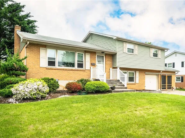 1915 Johnston Dr, Bethlehem, PA 18017