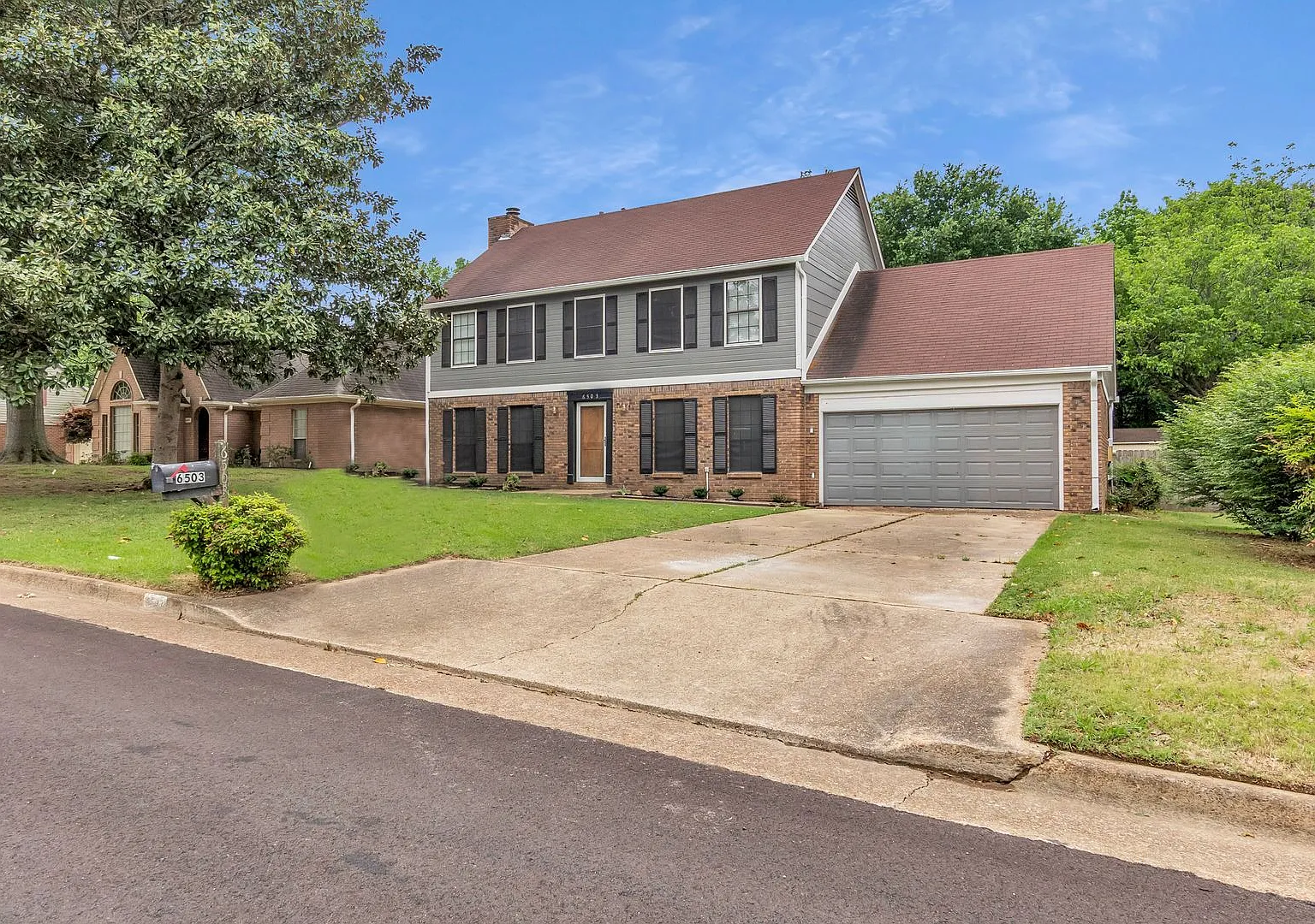 Beautifully Renovated 4-Bedroom Home with Fifth Bedroom or Bonus-Room Option — Photo 2