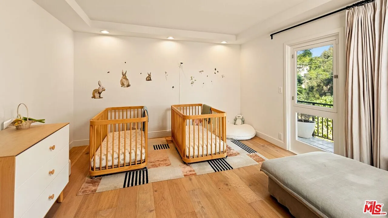 282 Bentley Circle - 1 — Photo 2