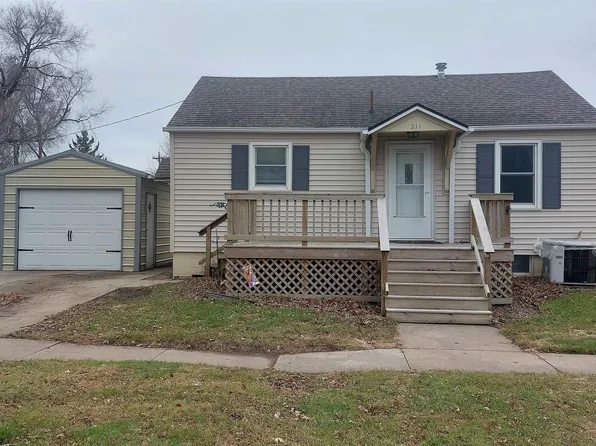 211 W 4th St, Red Oak, IA 51566