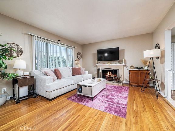 4th image of 5595 Hawthorne St