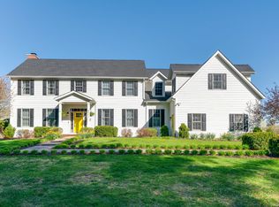 8552 122nd St, Pleasant Prairie, WI 53158