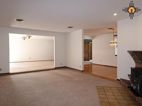 2nd image of 1805 Glenarm Dr