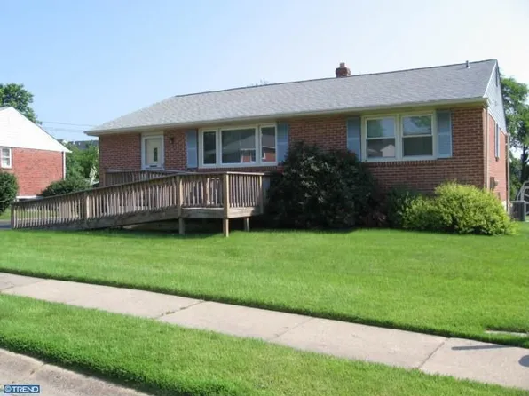 65 Tiverton Cir, Newark, DE 19702