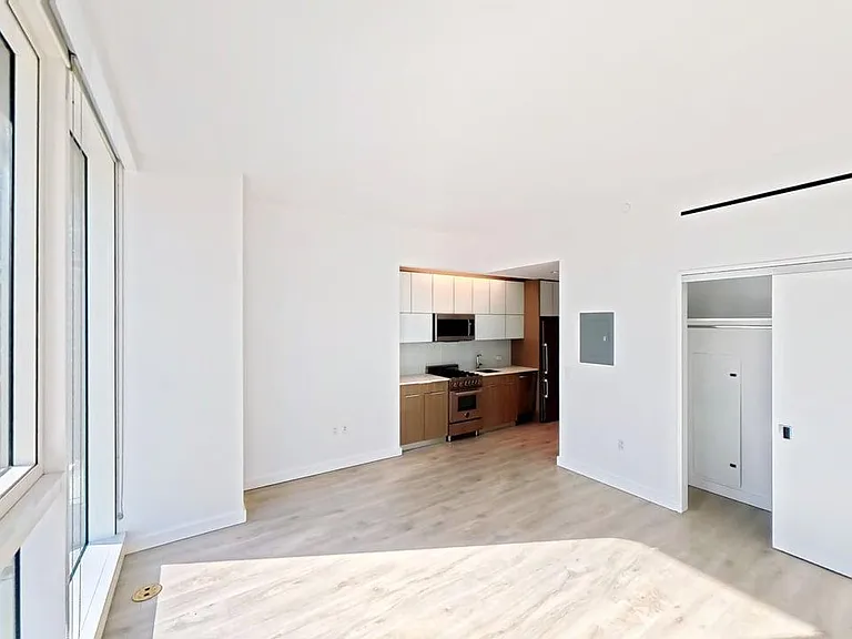 242 W 53rd St #17B — Photo 15