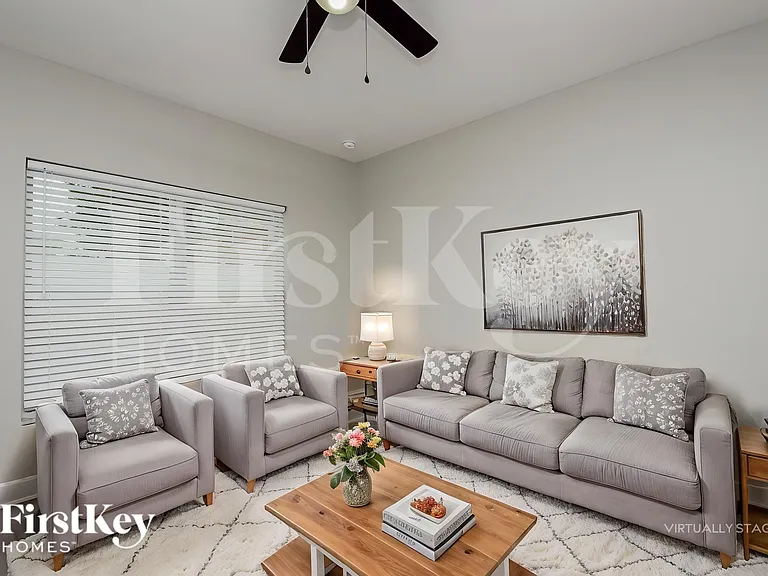 347 Ironwood Dr — Photo 4