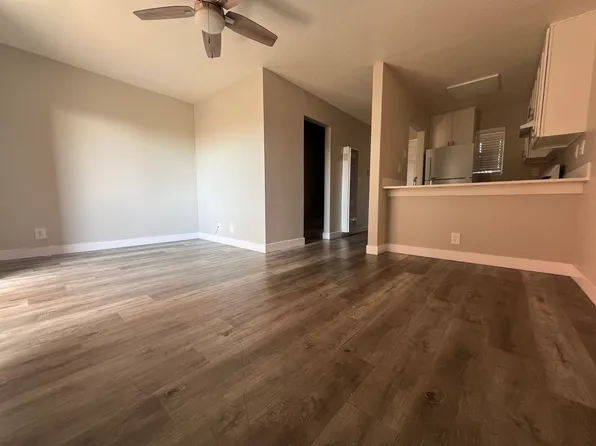 1734 E Erie St, Long Beach, CA