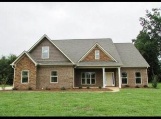 835 Smallwood Trce, Hampton, GA 30228