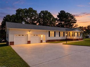170 Virginia Dare Dr, Lexington, NC 27295