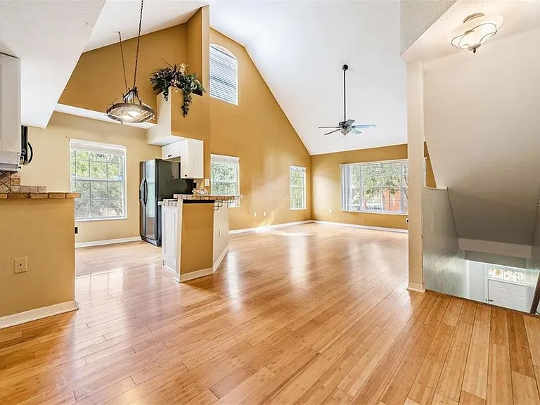9156 Lake Chase Island Way #9156 — Photo 25