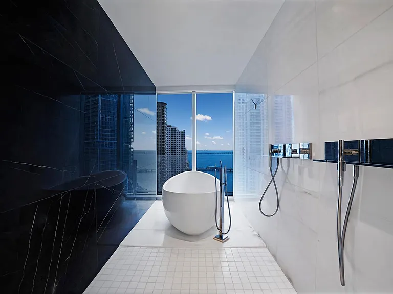 300 Biscayne Boulevard Way #1804 — Photo 8