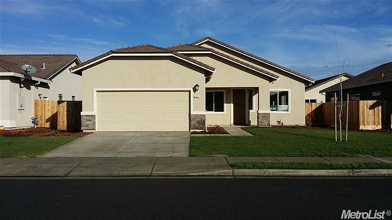 2nd image of 1911 Bridlewood Dr