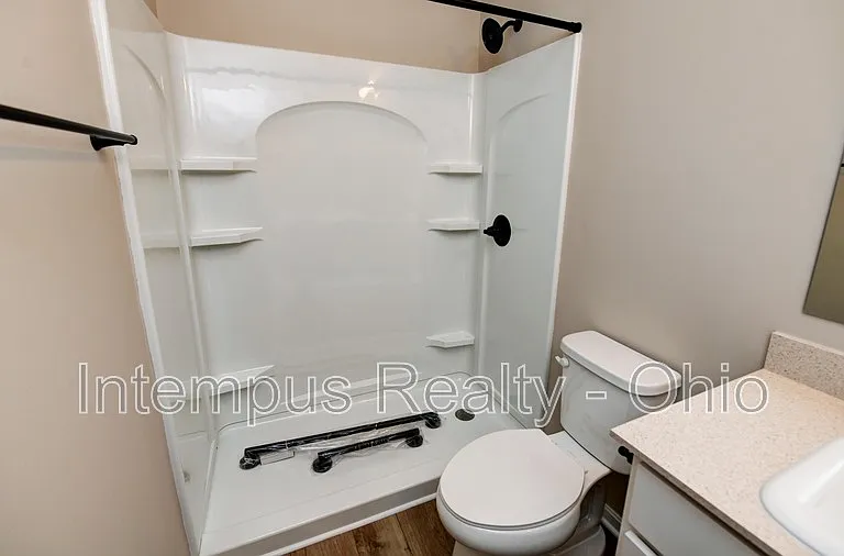 1003 Beehive Grv — Photo 15