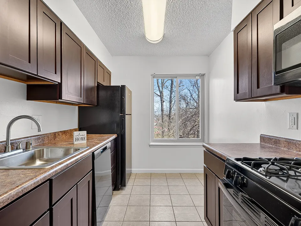 Brookland Ridge Apartments