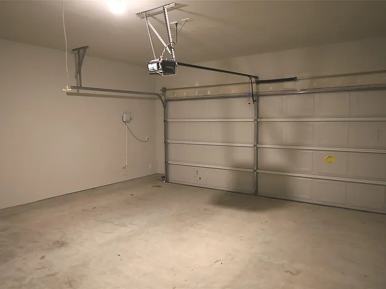 169 Isabella Way — Photo 16