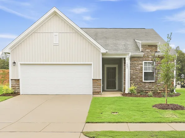 1003 Riverbank Dr, Kernersville, NC 27284