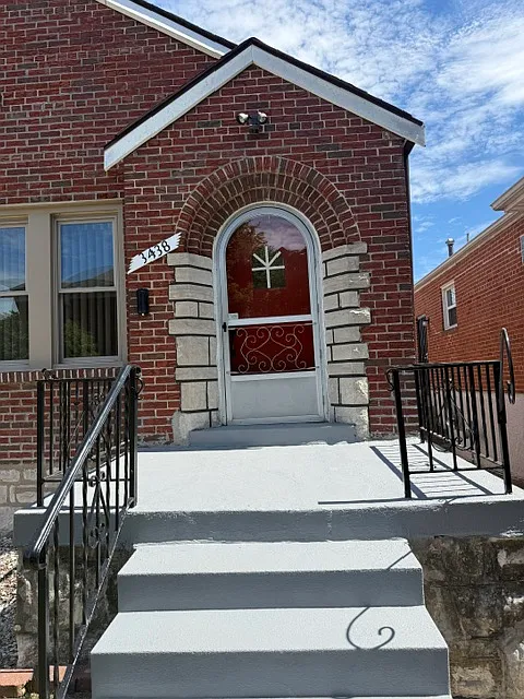 3438 Lawn Ave — Photo 3